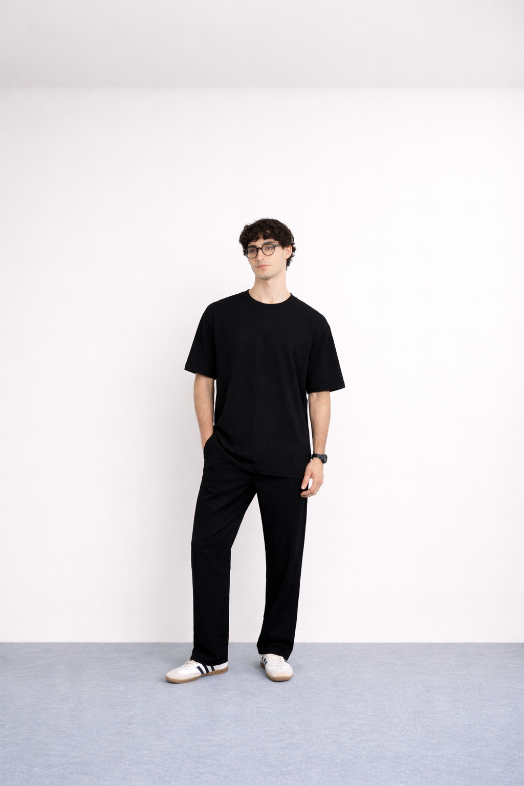 Shy Guy Everyday Dark Oversized T-Shirt